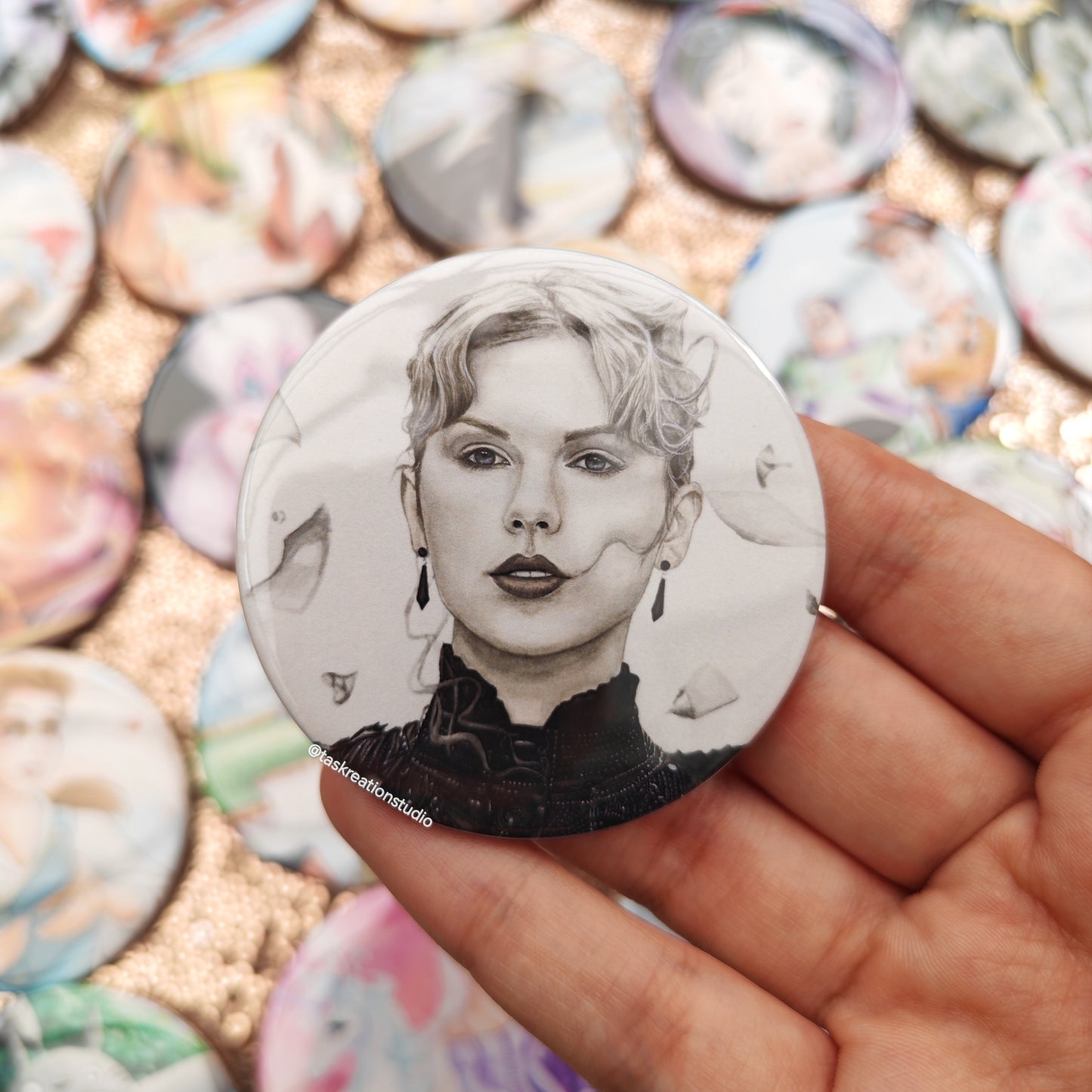 Fortnight Button Badge Accessory